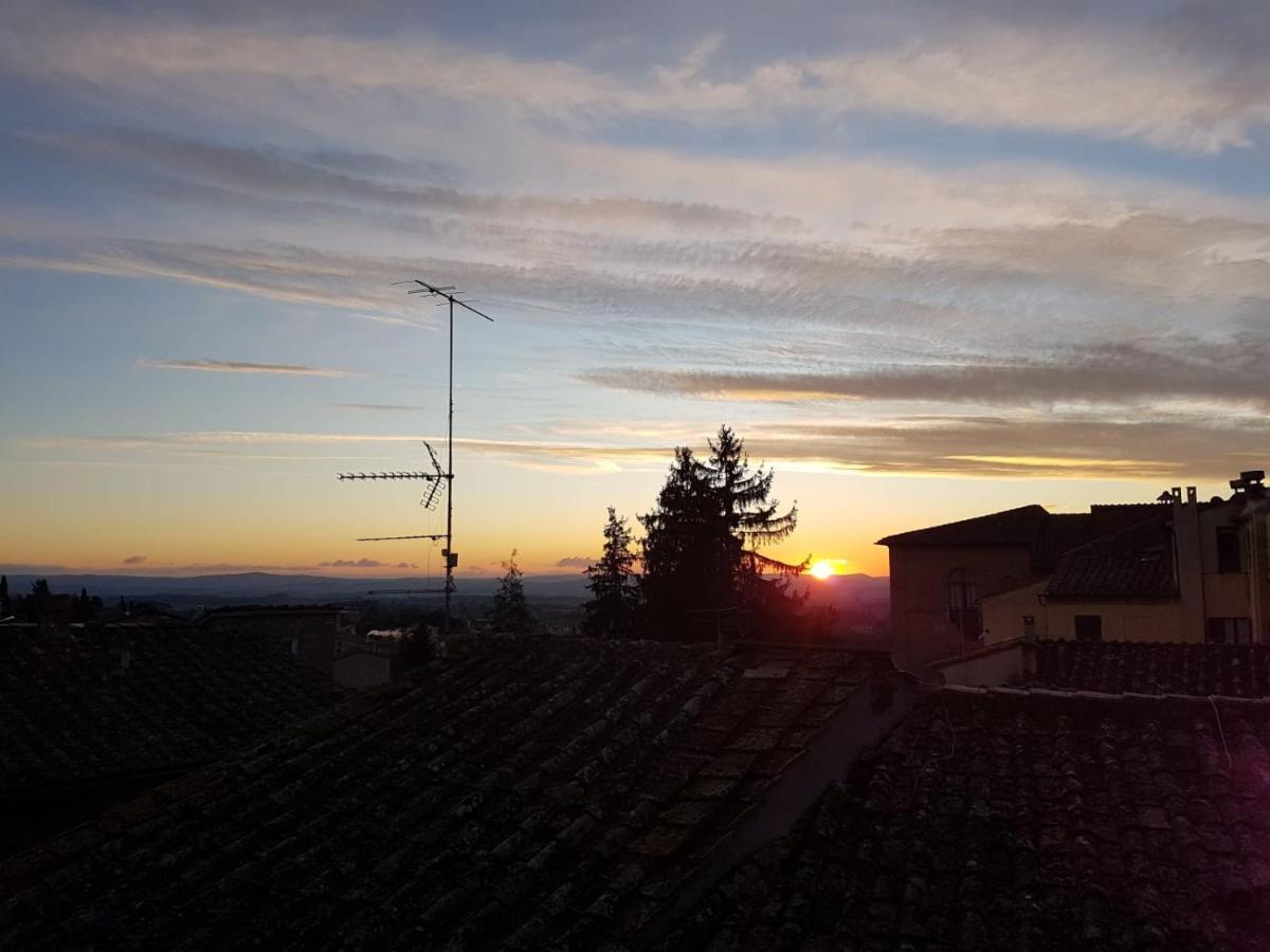 Un Terrazzo Sulla Magia Apartamento Siena Exterior foto