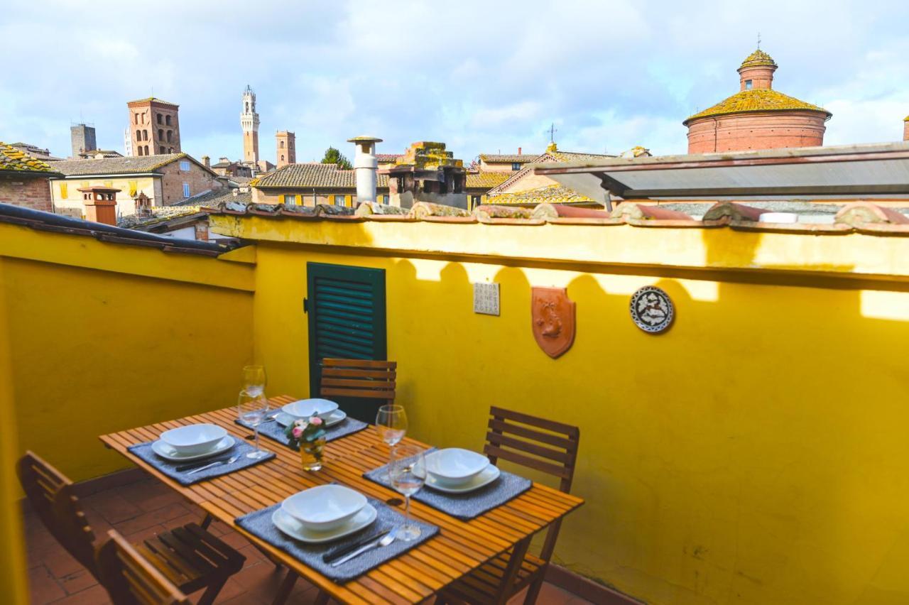 Un Terrazzo Sulla Magia Apartamento Siena Exterior foto